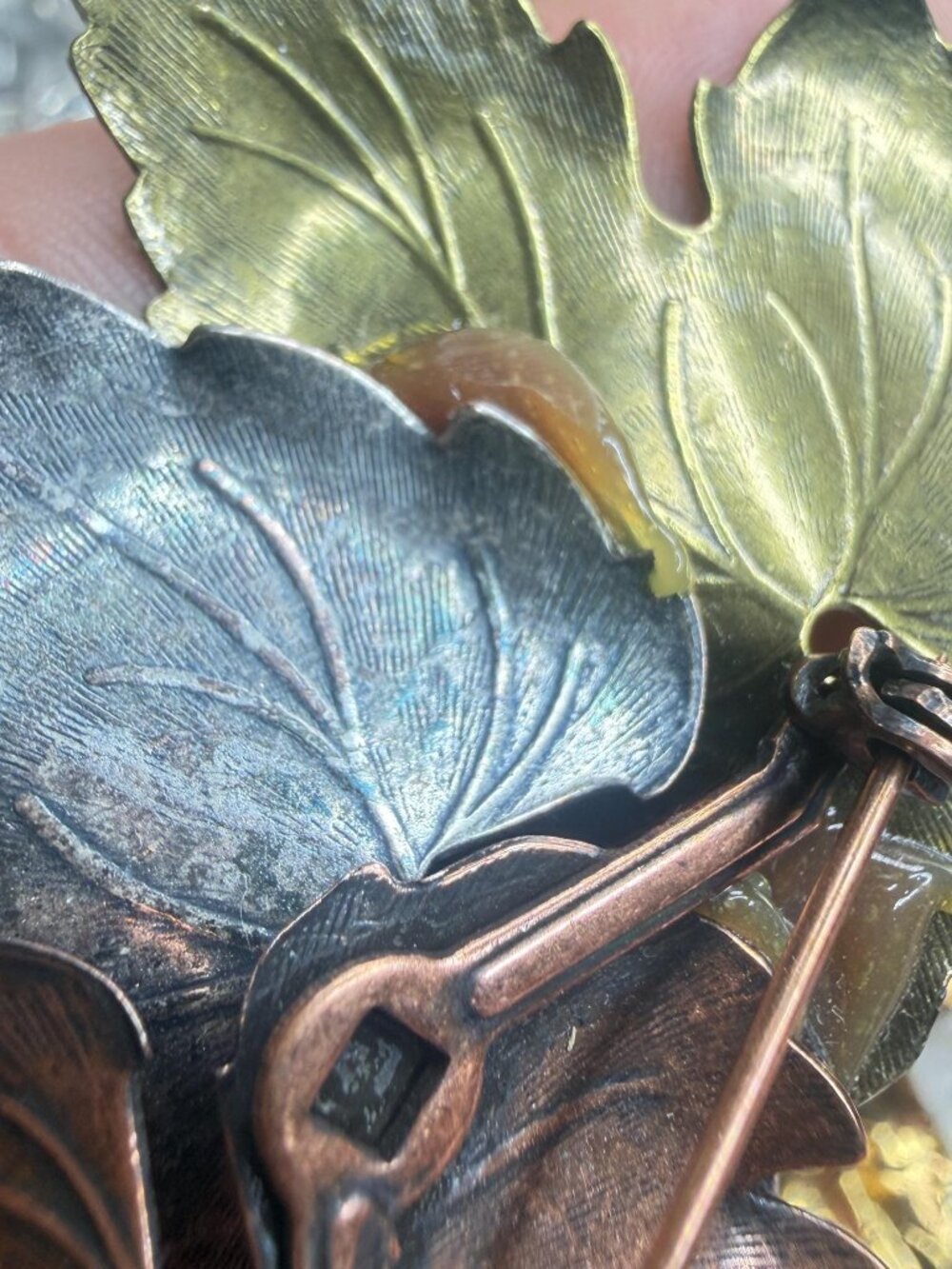 Vintage Leaf Brooch Lot 11 Enamel Metal Pins Fall Autumn Jewelry - Picture 8 of 11